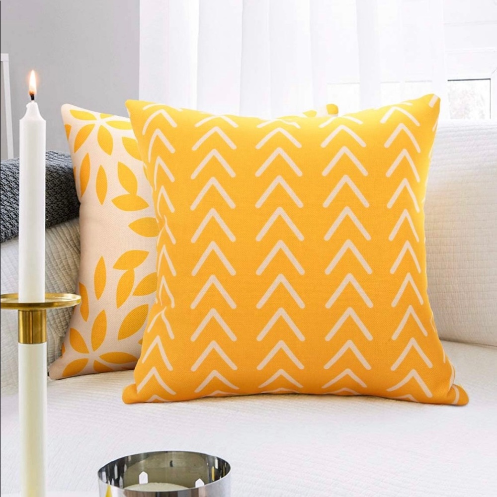 BNIB SET OF 4 PILLOW COVERS 18x18 - Picture 6 of 6